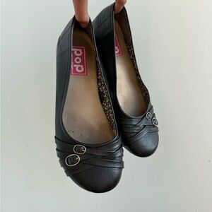 Vintage 90s ballet flats